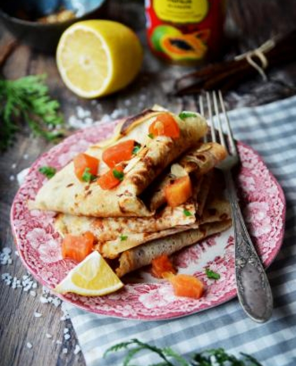 Pancakes with papaya